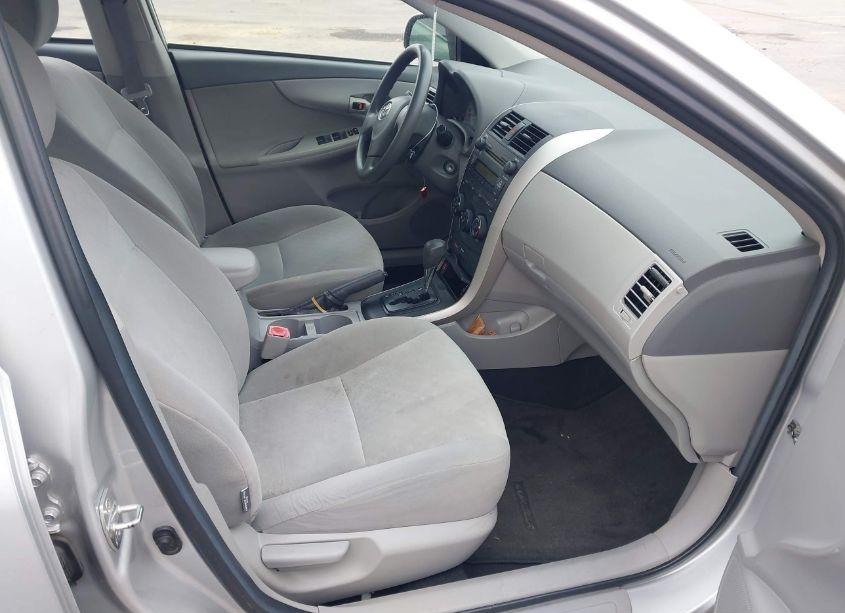 Photo 5 of 2009 Toyota Corolla LE (VIN 1NXBU40E09Z117448)