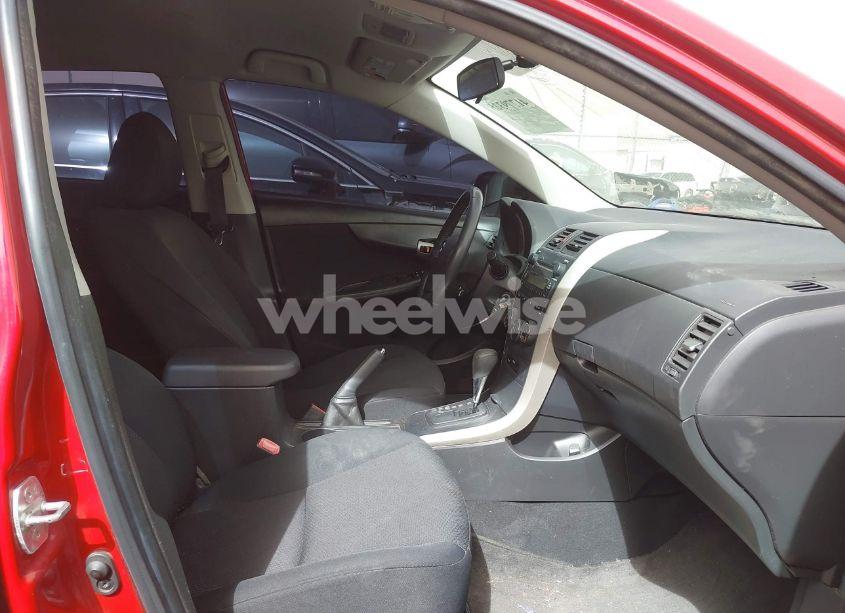 Photo 5 of 2009 Toyota Corolla S (VIN 1NXBU40E09Z117532)