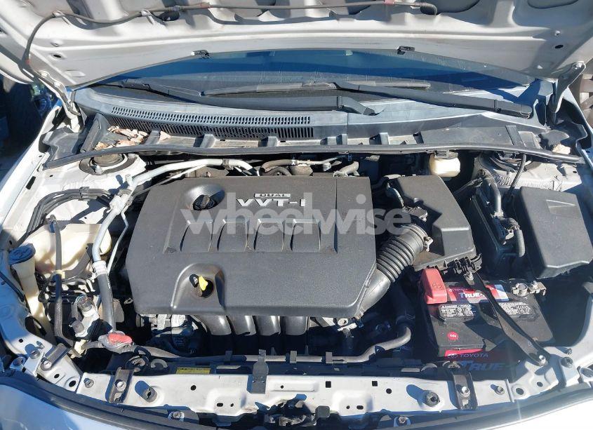 Photo 10 of 2009 Toyota Corolla S (VIN 1NXBU40E09Z164947)