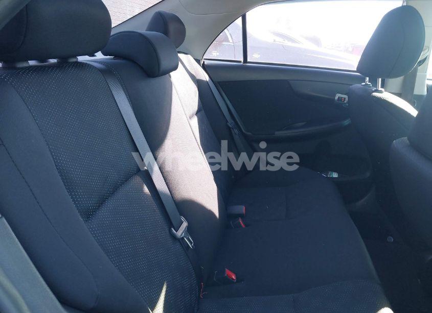 Photo 8 of 2009 Toyota Corolla S (VIN 1NXBU40E09Z164947)