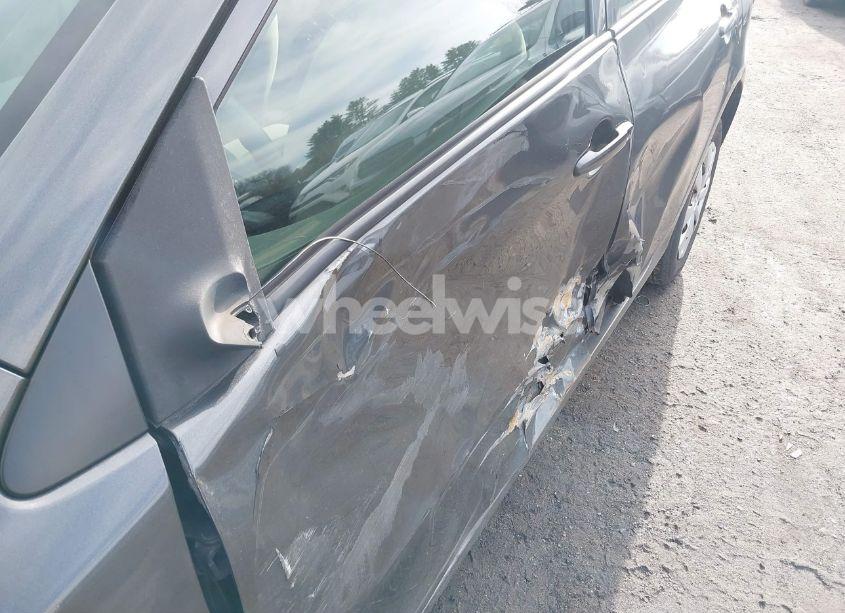 Photo 6 of 2009 Toyota Corolla LE (VIN 1NXBU40E19Z033512)