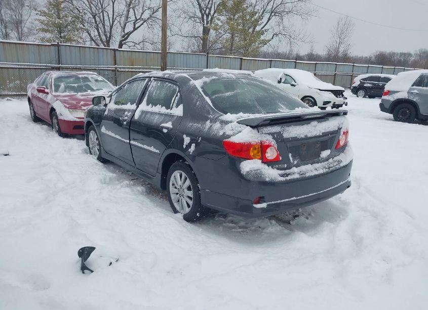 Photo 3 of 2009 Toyota Corolla S (VIN 1NXBU40E19Z034546)