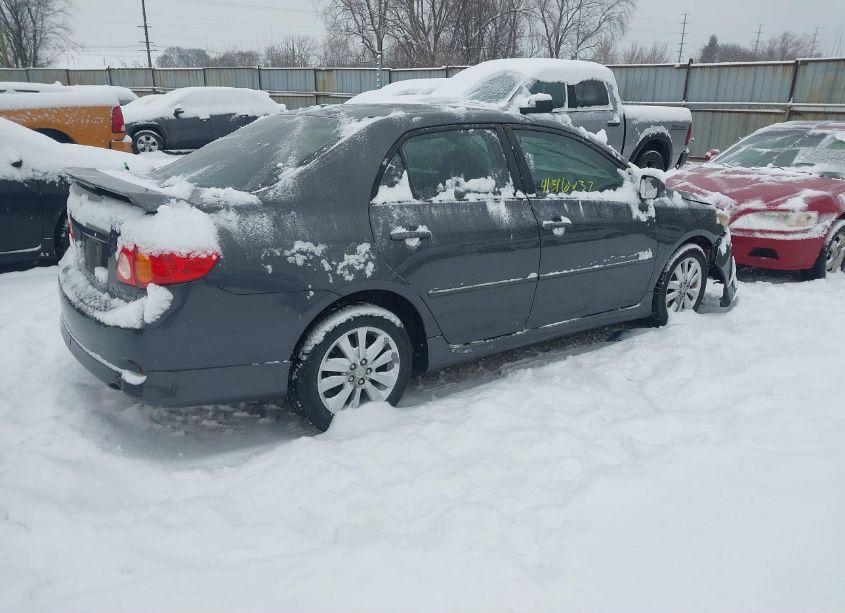 Photo 4 of 2009 Toyota Corolla S (VIN 1NXBU40E19Z034546)