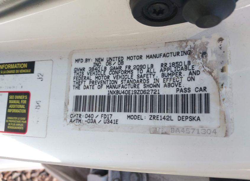 Photo 9 of 2009 Toyota Corolla S (VIN 1NXBU40E19Z062721)