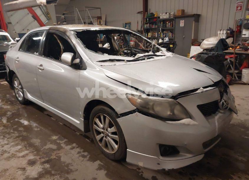 2009 Toyota Corolla S (VIN 1NXBU40E19Z065781) main photo