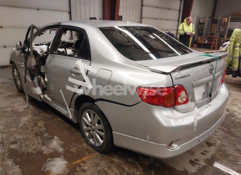 Photo 3 of 2009 Toyota Corolla S (VIN 1NXBU40E19Z065781)