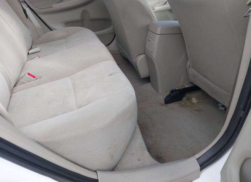 Photo 8 of 2009 Toyota Corolla LE (VIN 1NXBU40E19Z090373)