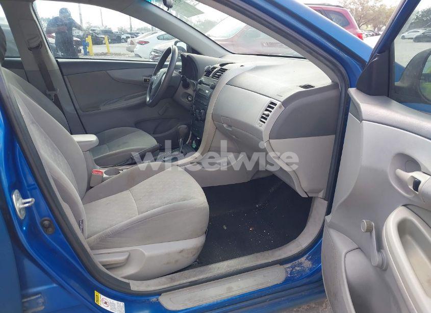 Photo 5 of 2009 Toyota Corolla (VIN 1NXBU40E19Z091779)