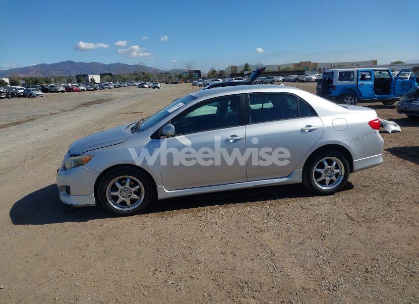 Photo 14 of 2009 Toyota Corolla S (VIN 1NXBU40E19Z101534)