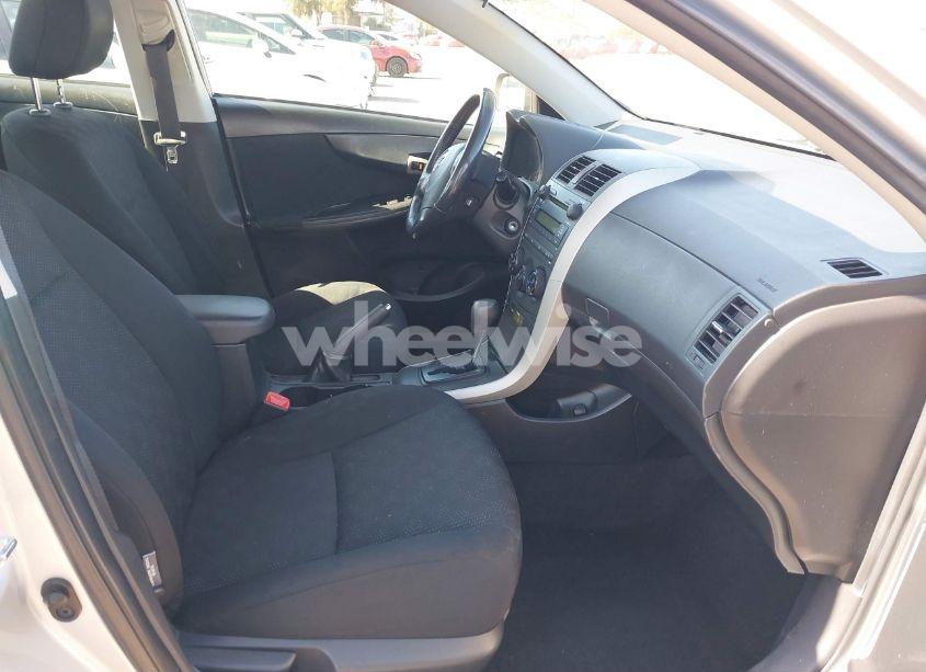 Photo 5 of 2009 Toyota Corolla S (VIN 1NXBU40E19Z101534)