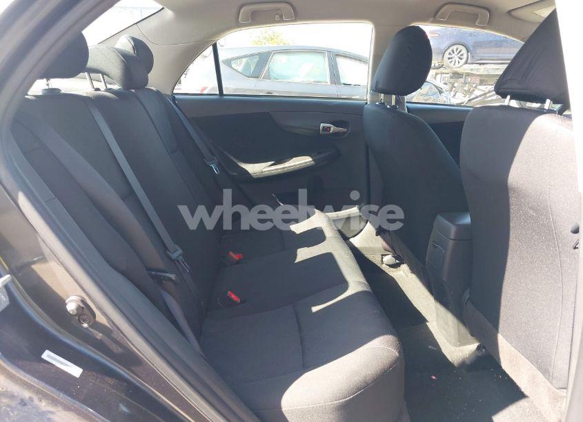 Photo 8 of 2009 Toyota Corolla S (VIN 1NXBU40E19Z143959)