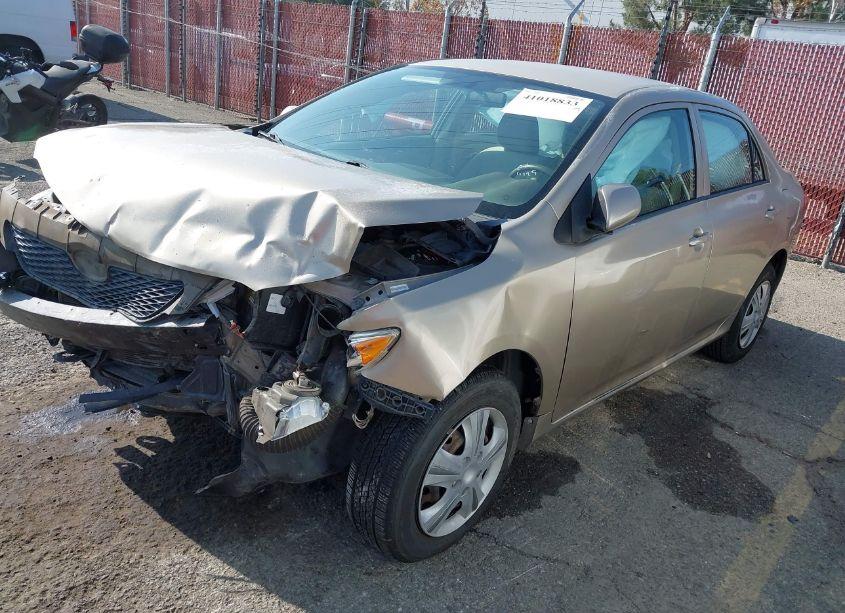 Photo 2 of 2009 Toyota Corolla LE (VIN 1NXBU40E19Z155626)