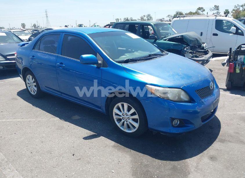 2009 Toyota Corolla LE (VIN 1NXBU40E29Z015813) main photo