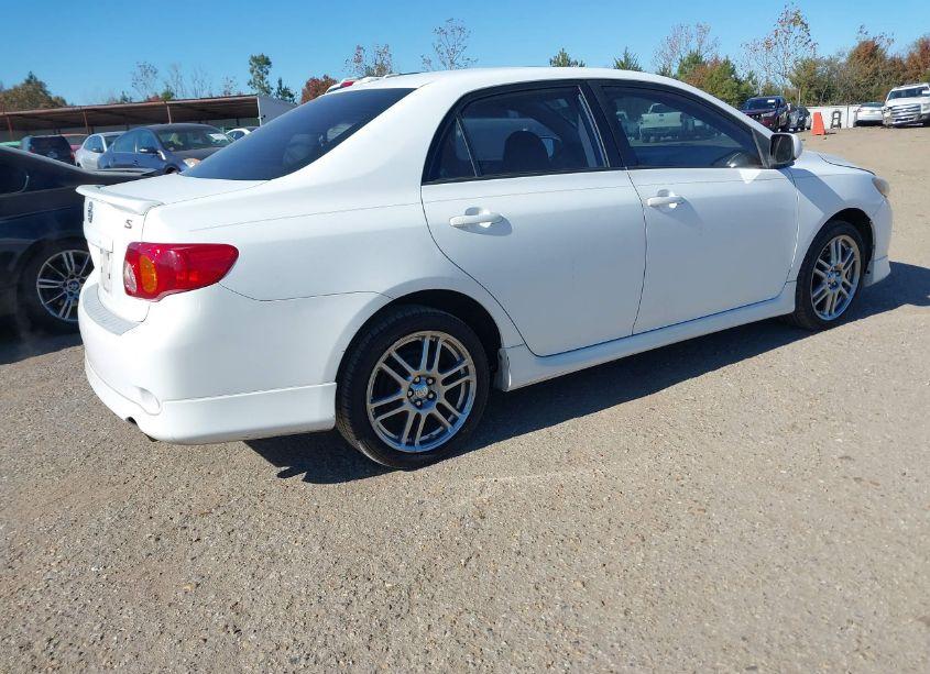 Photo 4 of 2009 Toyota Corolla S (VIN 1NXBU40E29Z018727)