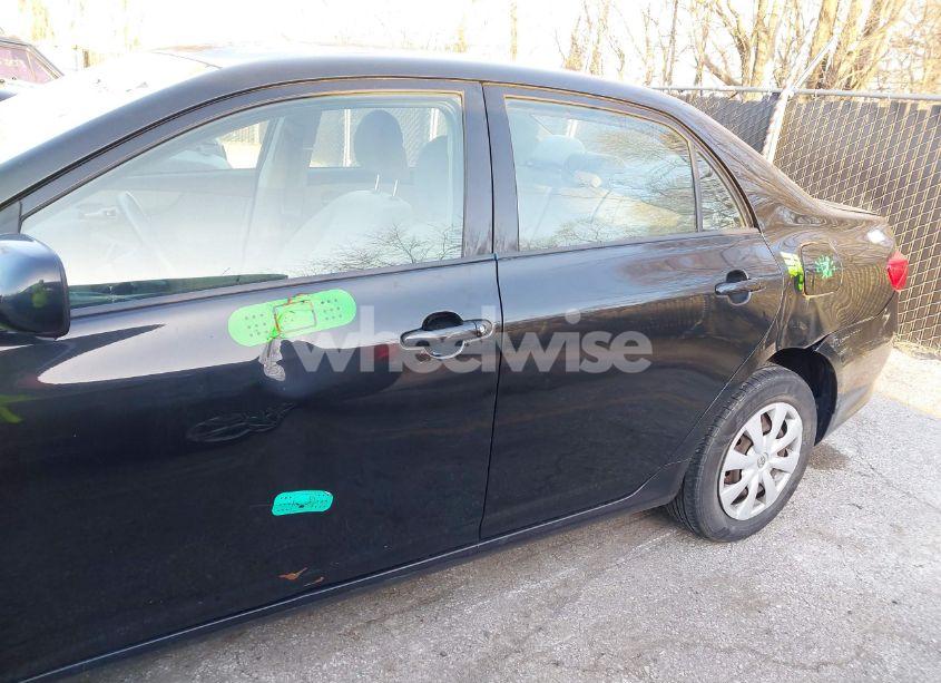 Photo 6 of 2009 Toyota Corolla (VIN 1NXBU40E29Z039982)