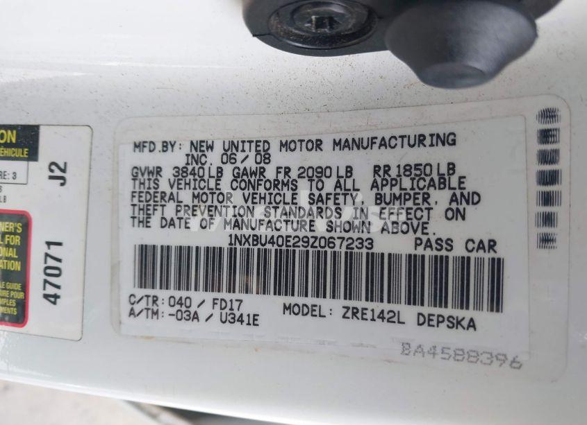 Photo 9 of 2009 Toyota Corolla S (VIN 1NXBU40E29Z067233)