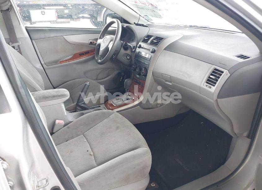 Photo 5 of 2009 Toyota Corolla XLE (VIN 1NXBU40E29Z103227)