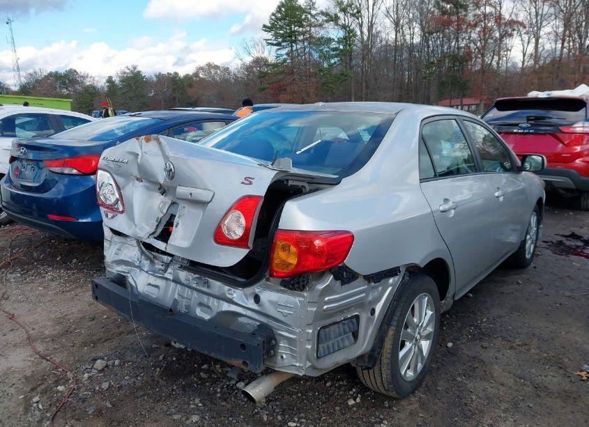 Photo 6 of 2009 Toyota Corolla S (VIN 1NXBU40E29Z128287)