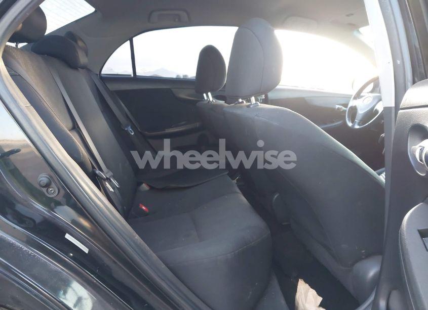 Photo 8 of 2009 Toyota Corolla S (VIN 1NXBU40E29Z128502)