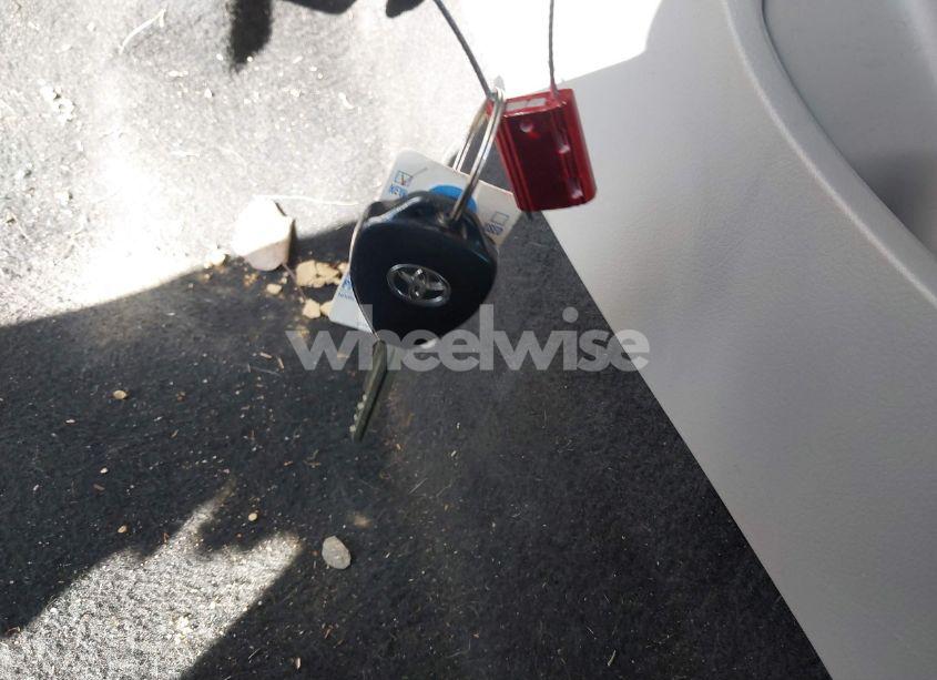 Photo 11 of 2009 Toyota Corolla LE (VIN 1NXBU40E29Z130122)