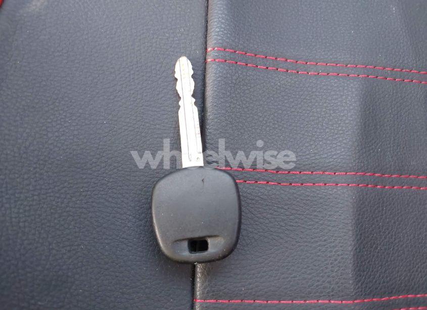 Photo 11 of 2009 Toyota Corolla S (VIN 1NXBU40E39Z021331)