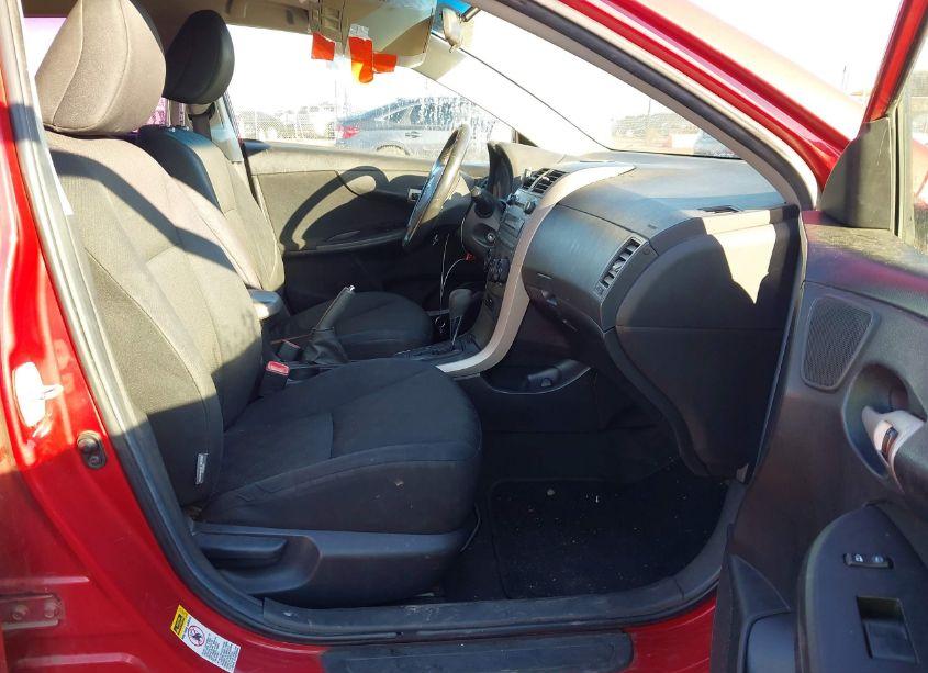 Photo 5 of 2009 Toyota Corolla S (VIN 1NXBU40E39Z051087)