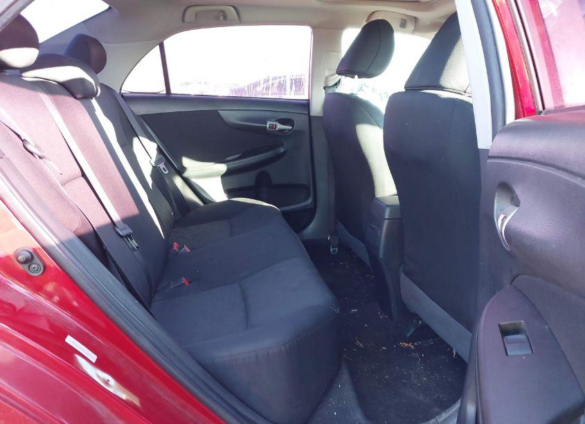 Photo 8 of 2009 Toyota Corolla S (VIN 1NXBU40E39Z051087)