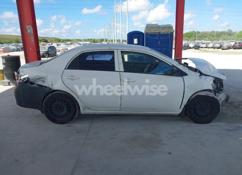 Photo 14 of 2009 Toyota Corolla LE (VIN 1NXBU40E39Z063756)