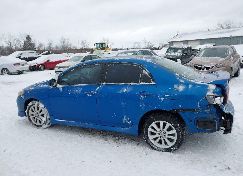 Photo 14 of 2009 Toyota Corolla S (VIN 1NXBU40E39Z067371)
