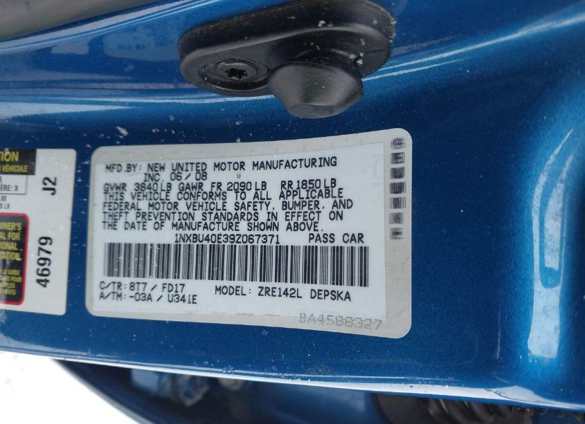 Photo 9 of 2009 Toyota Corolla S (VIN 1NXBU40E39Z067371)