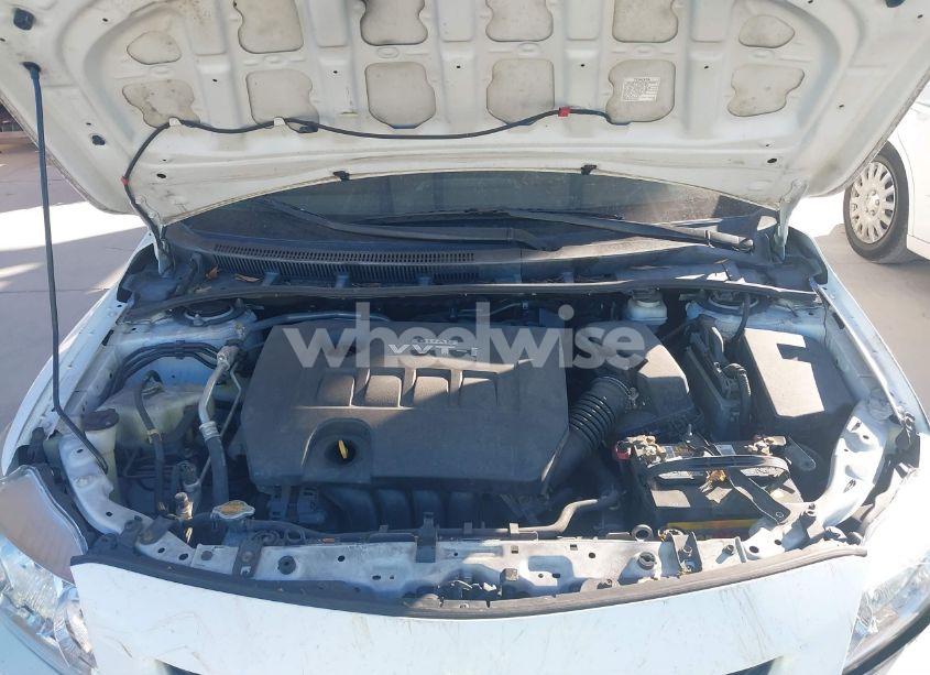 Photo 10 of 2009 Toyota Corolla S (VIN 1NXBU40E39Z080542)