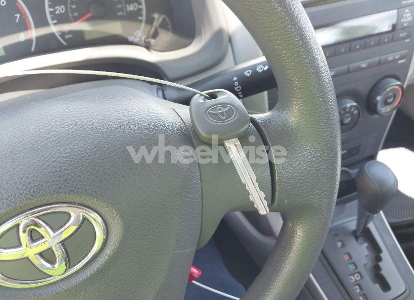 Photo 11 of 2009 Toyota Corolla (VIN 1NXBU40E39Z093579)