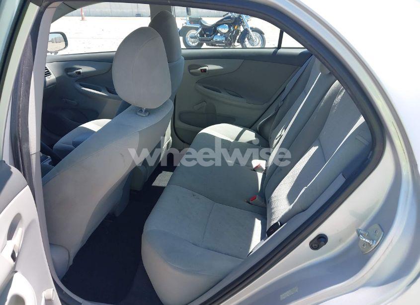 Photo 8 of 2009 Toyota Corolla (VIN 1NXBU40E39Z093579)