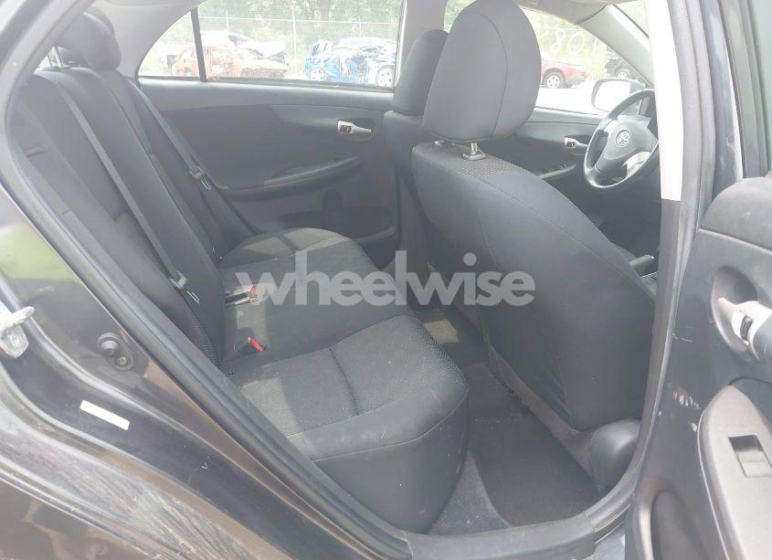 Photo 8 of 2009 Toyota Corolla S (VIN 1NXBU40E39Z111546)