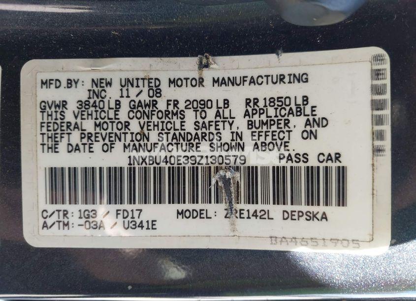 Photo 9 of 2009 Toyota Corolla S (VIN 1NXBU40E39Z130579)