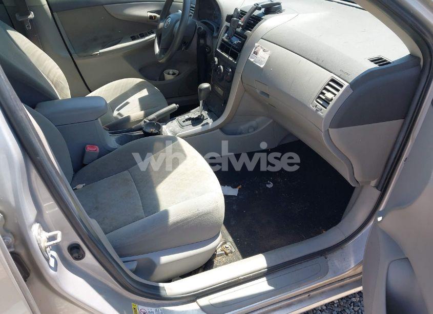 Photo 5 of 2009 Toyota Corolla LE (VIN 1NXBU40E39Z138651)