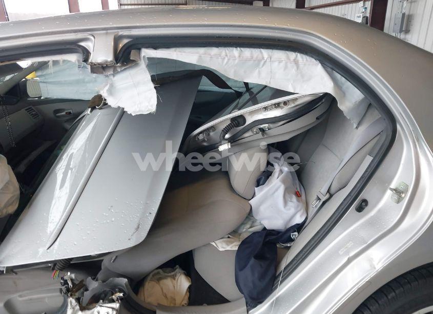 Photo 8 of 2009 Toyota Corolla LE (VIN 1NXBU40E39Z142277)