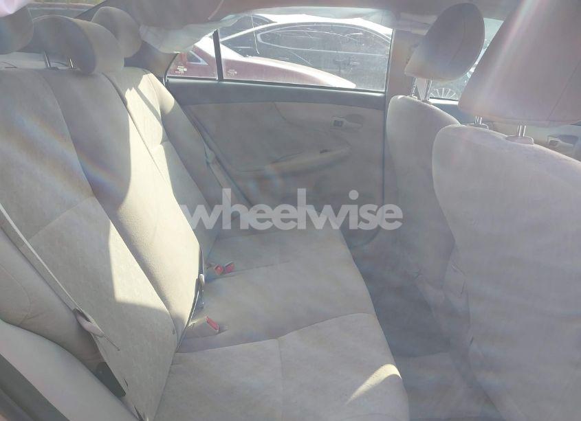 Photo 8 of 2009 Toyota Corolla LE (VIN 1NXBU40E39Z143557)