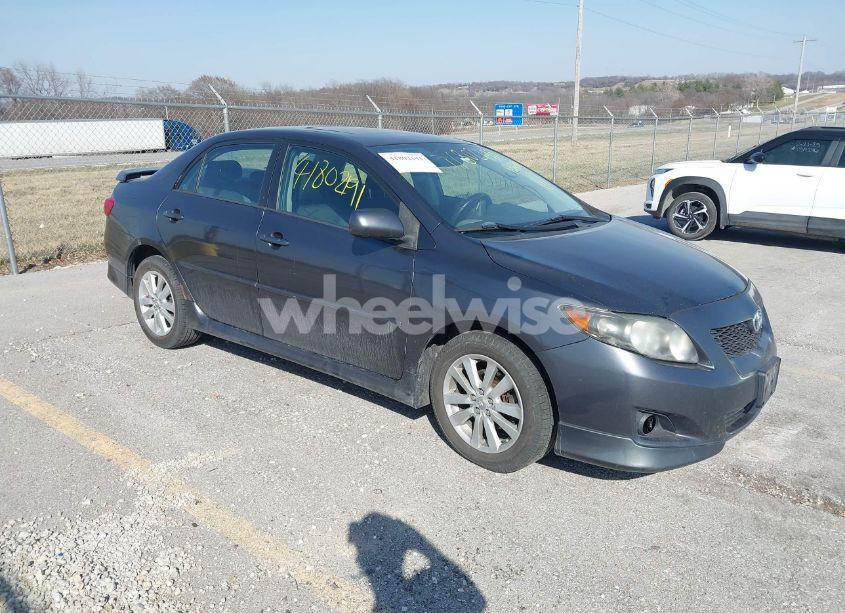 2009 Toyota Corolla S (VIN 1NXBU40E39Z151397) main photo