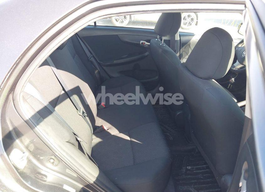 Photo 8 of 2009 Toyota Corolla S (VIN 1NXBU40E39Z151397)