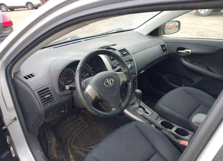 Photo 13 of 2009 Toyota Corolla S (VIN 1NXBU40E49Z016364)