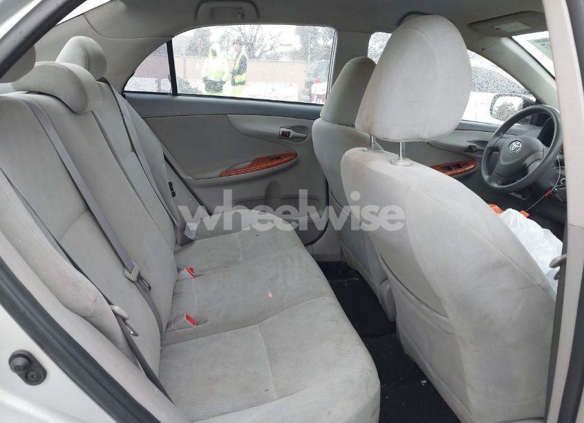 Photo 8 of 2009 Toyota Corolla XLE (VIN 1NXBU40E49Z022097)