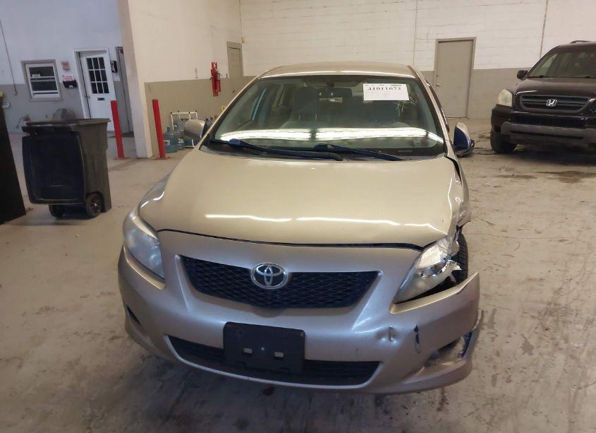 Photo 13 of 2009 Toyota Corolla LE (VIN 1NXBU40E49Z027834)