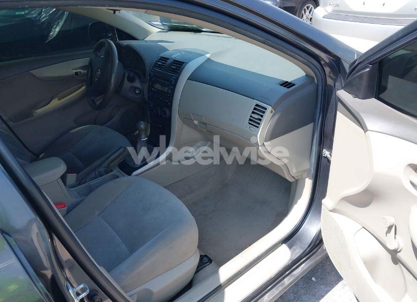 Photo 5 of 2009 Toyota Corolla (VIN 1NXBU40E49Z038459)