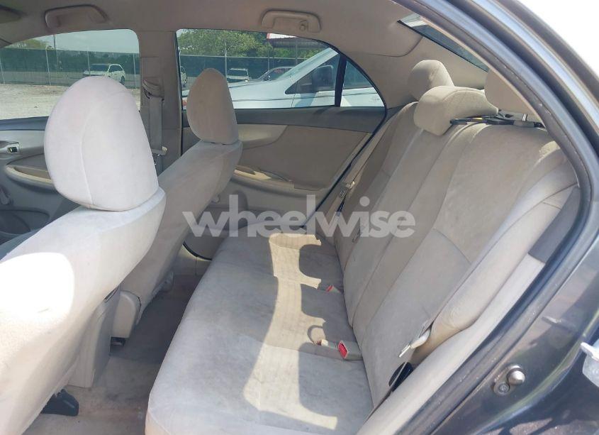 Photo 8 of 2009 Toyota Corolla (VIN 1NXBU40E49Z038459)