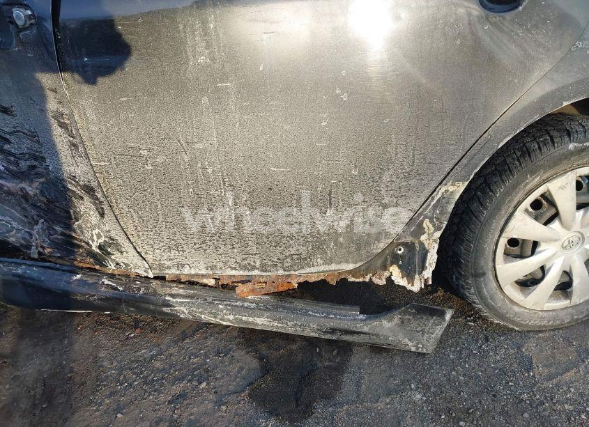 Photo 16 of 2009 Toyota Corolla (VIN 1NXBU40E49Z060235)