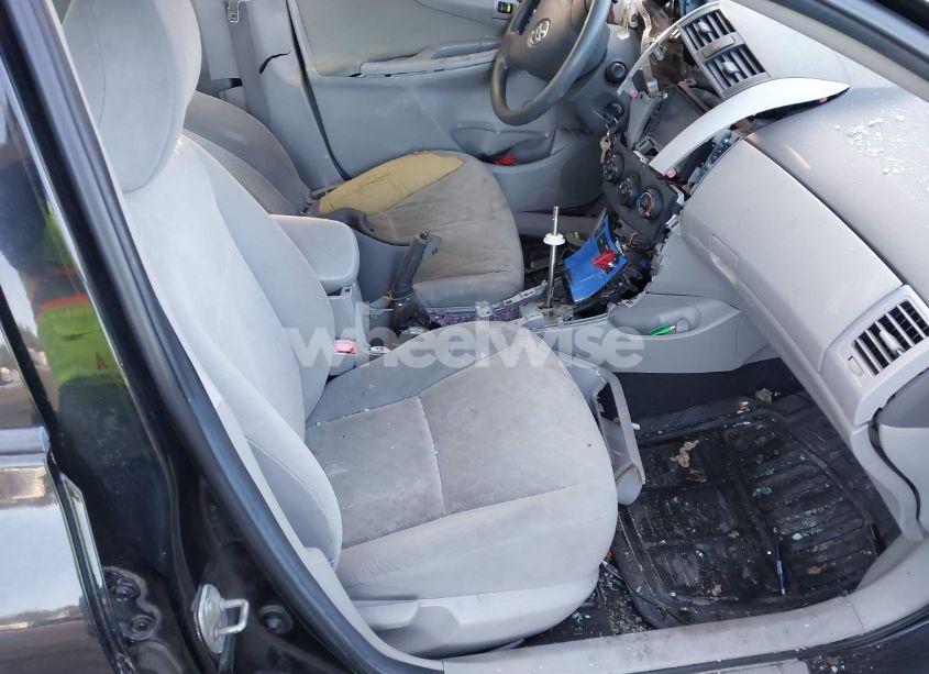 Photo 5 of 2009 Toyota Corolla (VIN 1NXBU40E49Z060235)