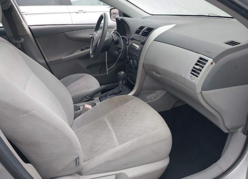 Photo 5 of 2009 Toyota Corolla LE (VIN 1NXBU40E49Z066634)