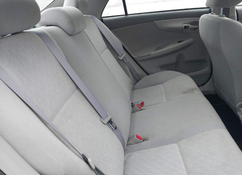 Photo 8 of 2009 Toyota Corolla LE (VIN 1NXBU40E49Z066634)