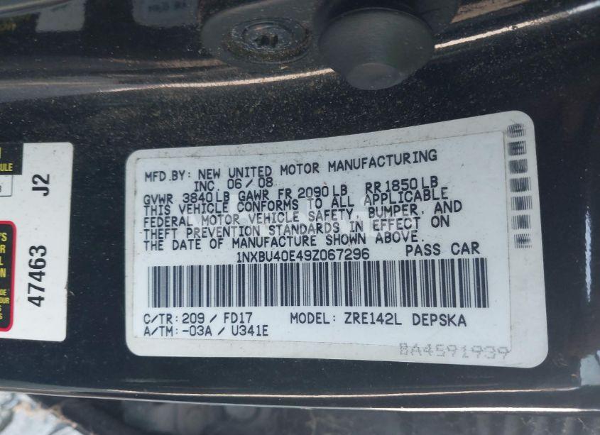 Photo 9 of 2009 Toyota Corolla S (VIN 1NXBU40E49Z067296)